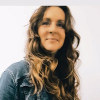Arlette Van Pelt