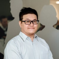 Weihang Yang