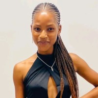 Zanele Ayanda