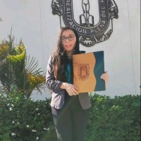 Berenice Flores