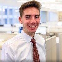 Mark Dipaola, Pe