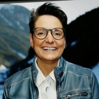 Simone Schmid
