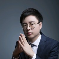 Junliang He