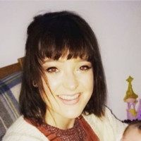 Lynda Earls