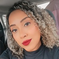Jaqueline Cristine C. Ferreira