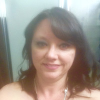 Laura Toth