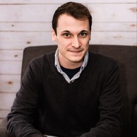 Nick Comai, Lmsw