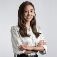 Janet Lo