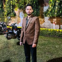 Amir Khan