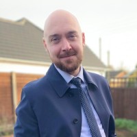 Lee Holland