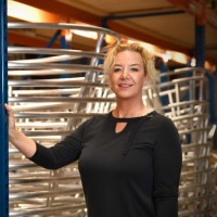 Iris Van Der Velden