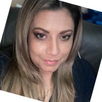 Gloria De Luna