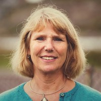 Astrid Emker