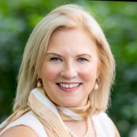 Maya Elisayeff (E-lee-say-ef)