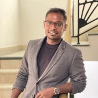 Karthik Ravi