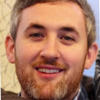 Andrew Peters