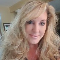 Tracey Derbes