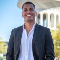 Sergio Alzamora Sandoval, Especialista en Logística y Comercio Internacional