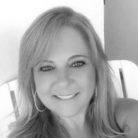 Lisa Angela Gonzalez Saffelder