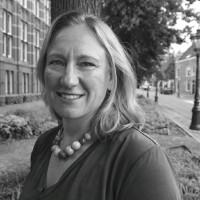 Esther Van Eijk
