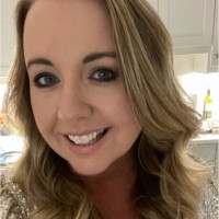Debbie Owens