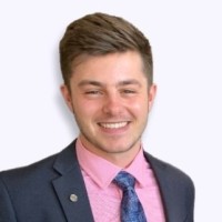 Gavin Benedict