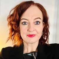Sara Tennant