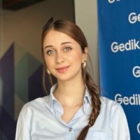 Başak Ekşi