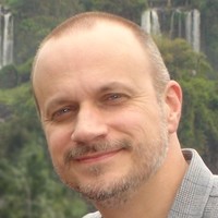 Márcio Viviani