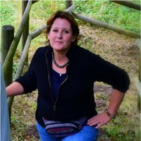 Céline Robert-Charrue Linder