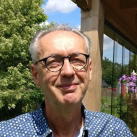 Dick J. Van Hoek