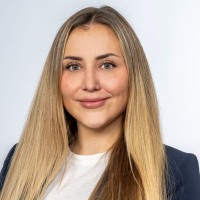 Anna Maier