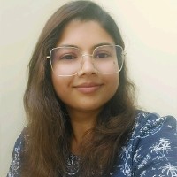 Dr Ekta