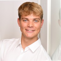 Gregor S.
