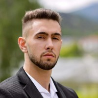 Viktor Uzunov
