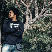 Naveen Tr