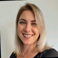 Caroline Abrahão Menani