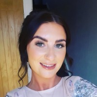 Robyn McGill