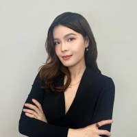 Lara Ho