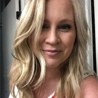 Nicole Wing, Rvs