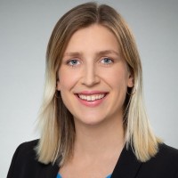 Laura Peters