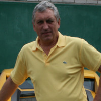 Александр Леонов