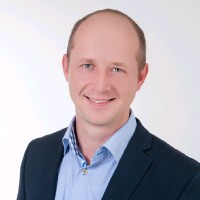 Florian Henke, Mba