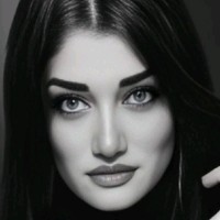 Elnaz Afzali