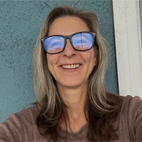 Janet Dion