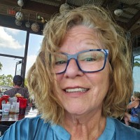 Lynette Robinson, Mba