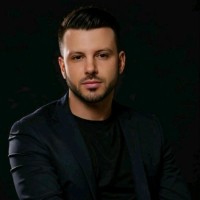Daniel D