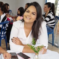 Júlia Gomes