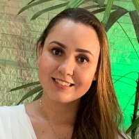 Evelyn Carolina Carvalho