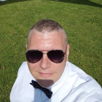 Владимир Семутник